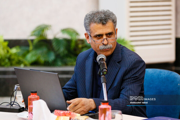 نشست اعضای جامعه هتل‌داران استان با استاندار اصفهان