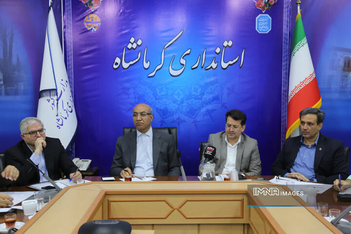 کالاهای اساسی بلاتکلیف در مرز باید فوری تعیین تکلیف و وارد بازار شوند