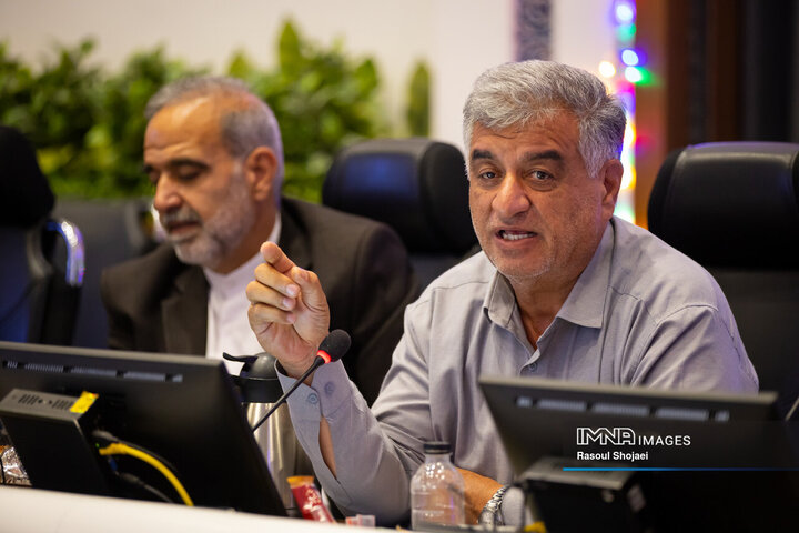 خادمان اربعین اصفهان فرهنگ این شهر را در کربلا تبیین کردند