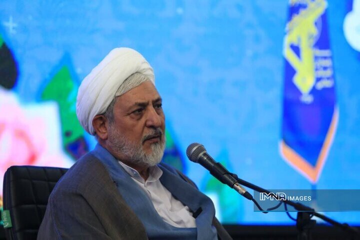 دشمن به دنبال گسست جامعه است / انسجام ملی با محوریت ولایت محقق می‌شود