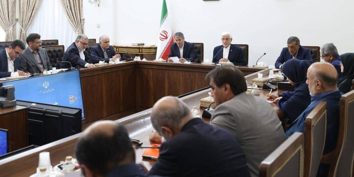 دشمن را در جبهه اقتصادی نیز شکست میدهیم