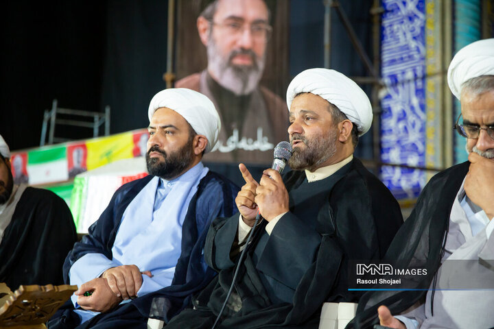 بزرگداشت قرآنی چهلم خاکسپاری قائد شهید