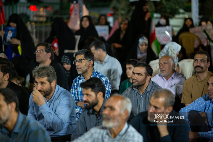 بزرگداشت قرآنی چهلم خاکسپاری قائد شهید