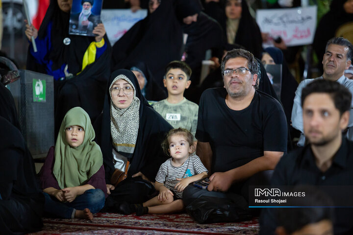 بزرگداشت قرآنی چهلم خاکسپاری قائد شهید