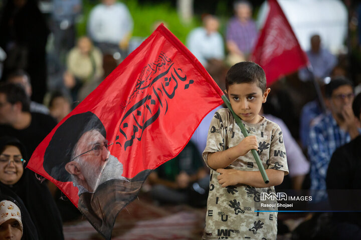 بزرگداشت قرآنی چهلم خاکسپاری قائد شهید