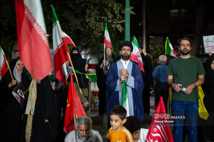 بزرگداشت قرآنی چهلم خاکسپاری قائد شهید
