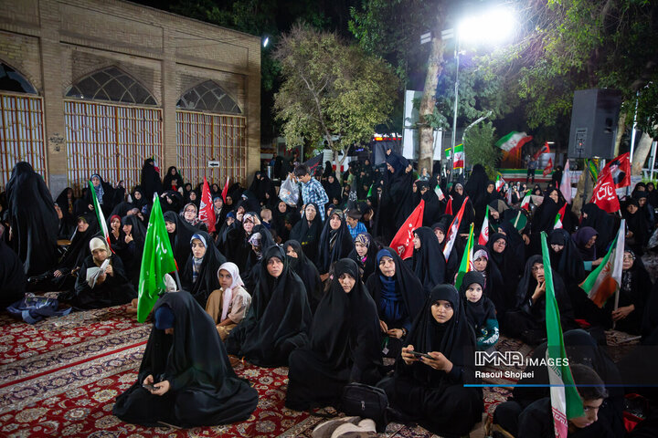 بزرگداشت قرآنی چهلم خاکسپاری قائد شهید