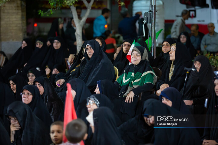 بزرگداشت قرآنی چهلم خاکسپاری قائد شهید