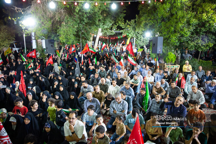 بزرگداشت قرآنی چهلم خاکسپاری قائد شهید