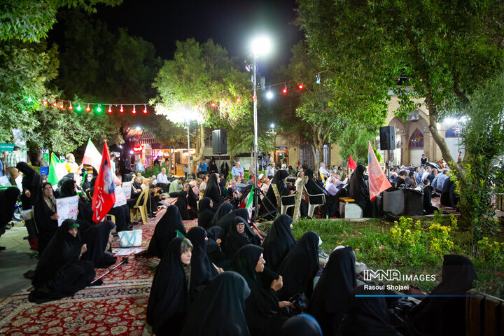 بزرگداشت قرآنی چهلم خاکسپاری قائد شهید