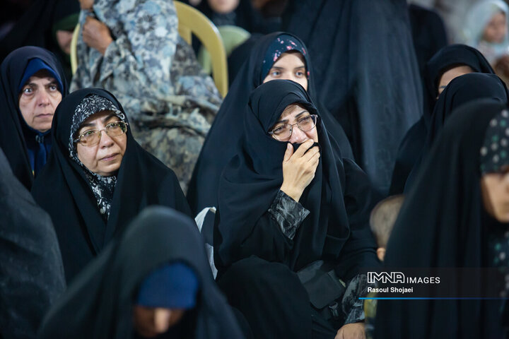 بزرگداشت قرآنی چهلم خاکسپاری قائد شهید