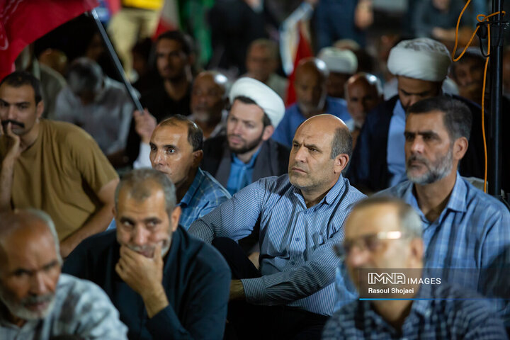 بزرگداشت قرآنی چهلم خاکسپاری قائد شهید