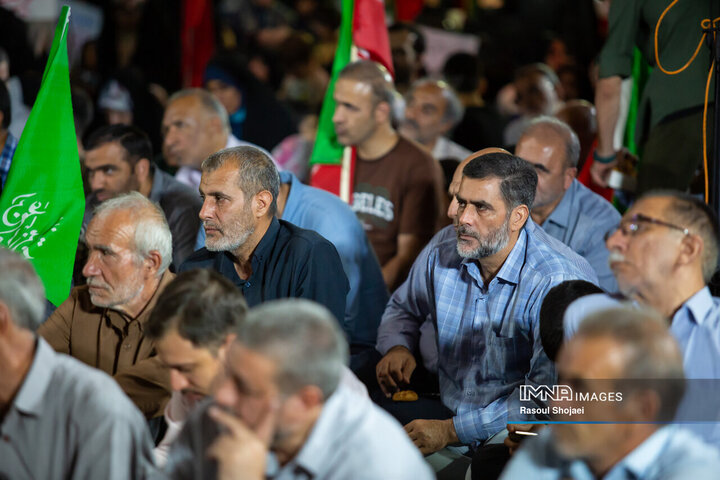بزرگداشت قرآنی چهلم خاکسپاری قائد شهید