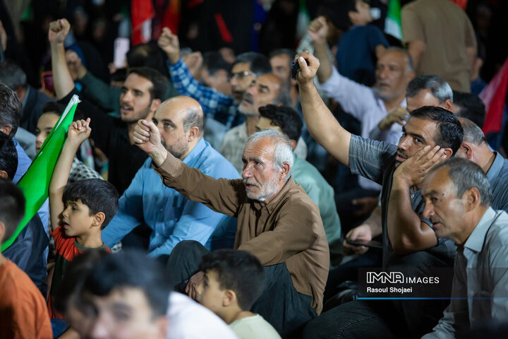 بزرگداشت قرآنی چهلم خاکسپاری قائد شهید