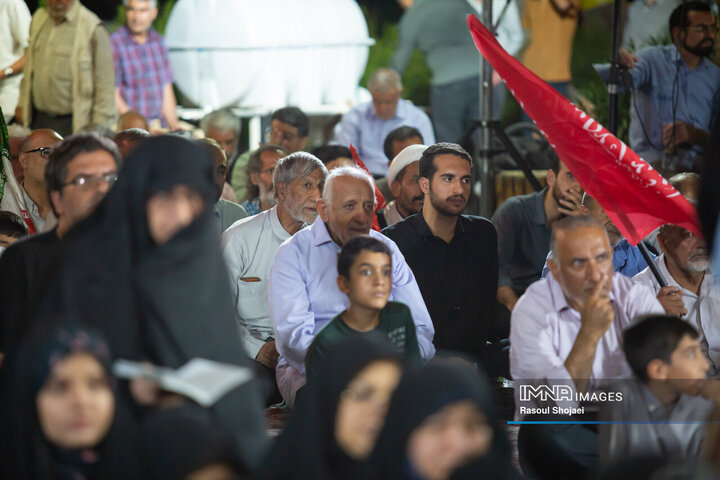 بزرگداشت قرآنی چهلم خاکسپاری قائد شهید
