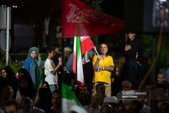 بزرگداشت قرآنی چهلم خاکسپاری قائد شهید