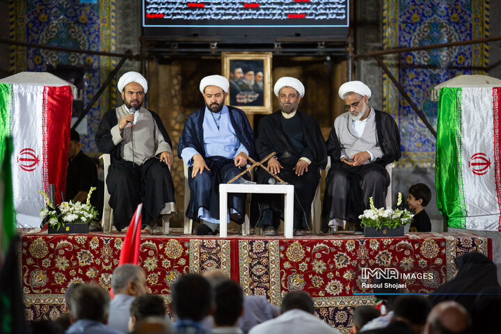 بزرگداشت قرآنی چهلم خاکسپاری قائد شهید