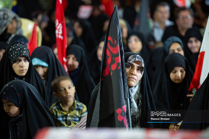 بزرگداشت قرآنی چهلم خاکسپاری قائد شهید