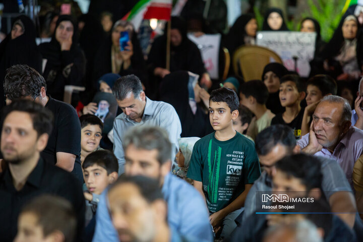 بزرگداشت قرآنی چهلم خاکسپاری قائد شهید