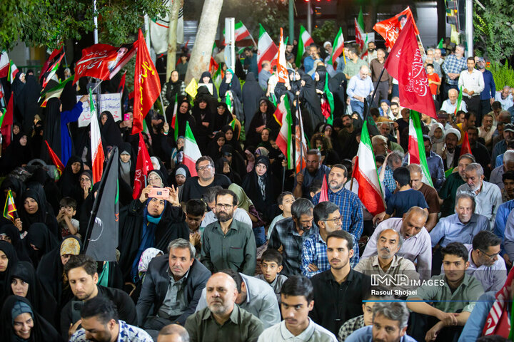 بزرگداشت قرآنی چهلم خاکسپاری قائد شهید