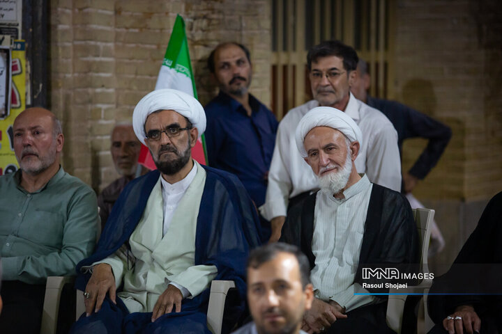 بزرگداشت قرآنی چهلم خاکسپاری قائد شهید