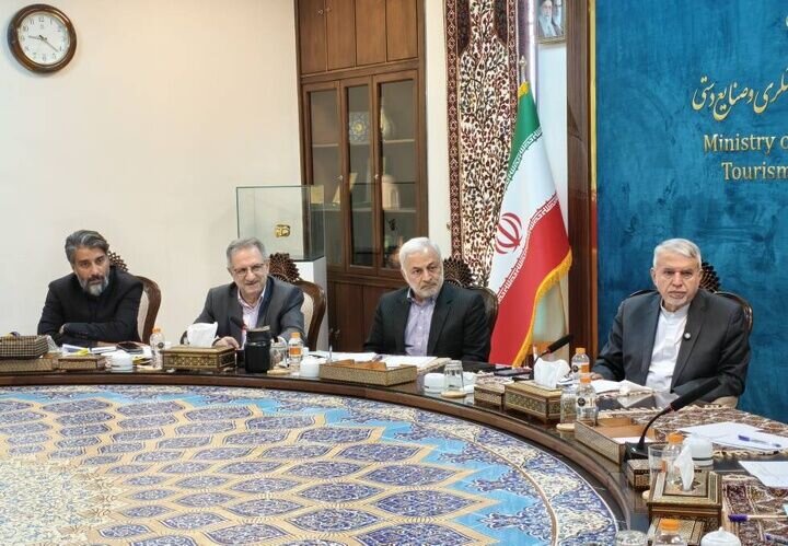 وزیر میراث فرهنگی: نمایشگاه‌های بین‌المللی گردشگری توسعه یابند/ارائه تصویر درست از ایران