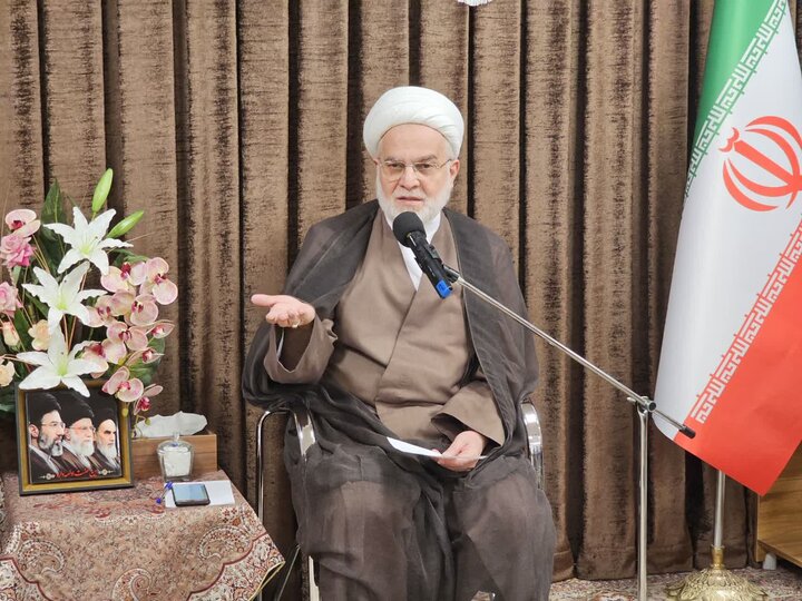 جامعه امروز بیش از هر زمان دیگری به ترویج اخلاق نبوی نیاز دارد