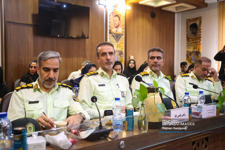 نشست خبری فرمانده انتظامی استان اصفهان
