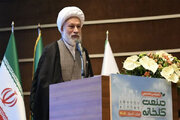 زنجیره گلخانه از سازه تا صادرات باید تکمیل شود/ توسعه گلخانه با فرهنگ ایرانی