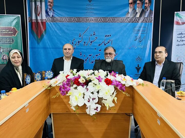 نوآوری‌های آموزشی باید از مدرسه به متن جامعه راه پیدا کند