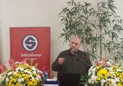سرمایه‌گذاران و تولیدکنندگان فرماندهان جهاد اقتصادی هستند