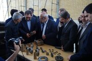 وزیر صمت از واحد صنعتی آسیب‌دیده در استان اصفهان بازدید کرد