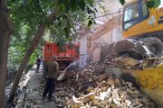 رفع گلوگاه شهری در منطقه ۵ اصفهان با آزادسازی ۲۷ مترمربع از معبر