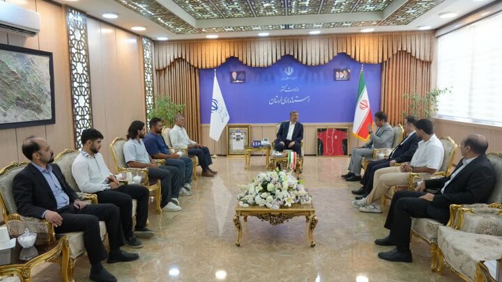 استاندار لرستان خواستار دور شدن ورزش از حواشی سیاسی شد