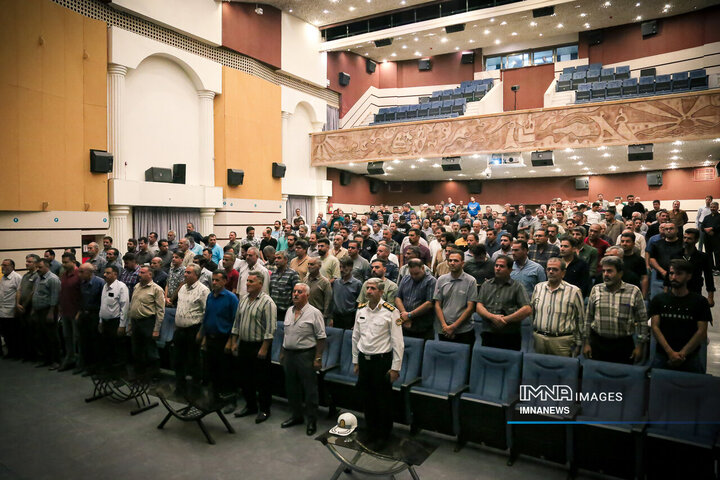 دوره آموزشی رانندگان ناوگان باری درون شهری شهر اصفهان