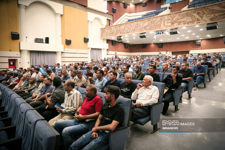 دوره آموزشی رانندگان ناوگان باری درون شهری شهر اصفهان