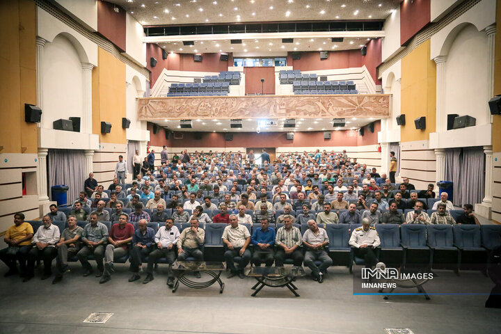 دوره آموزشی رانندگان ناوگان باری درون شهری شهر اصفهان
