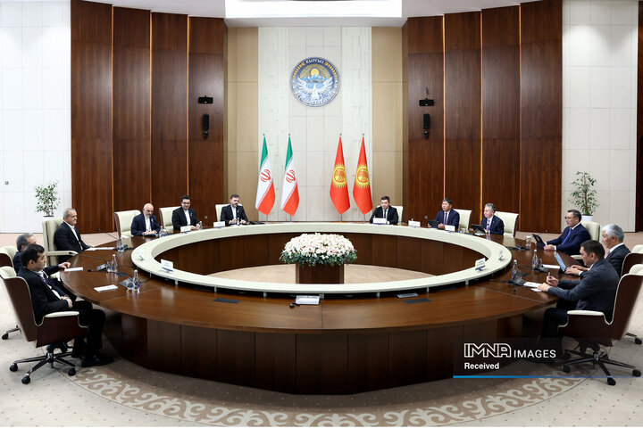 دیدار روسای جمهور ایران و قرقیزستان