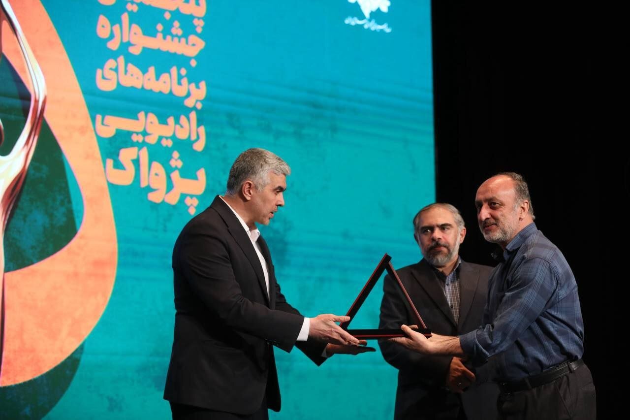 «پژواک حماسه ایستادگی ایران» روایتگر مقاومت شد/ برگزیدگان معرفی شدند