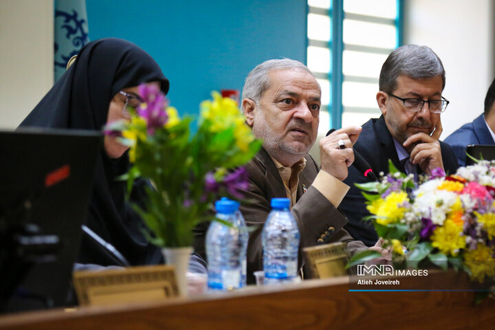 نشست زیست‌بوم جدید برنامه درسی دوره اول ابتدایی ویژه معلولین