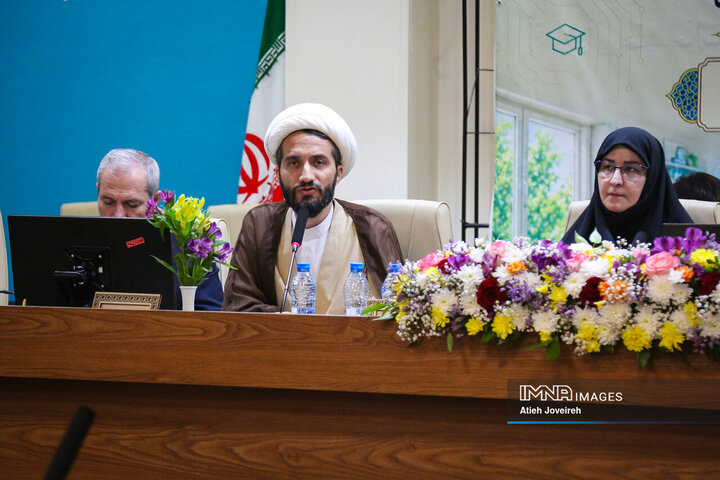 نشست زیست‌بوم جدید برنامه درسی دوره اول ابتدایی ویژه معلولین