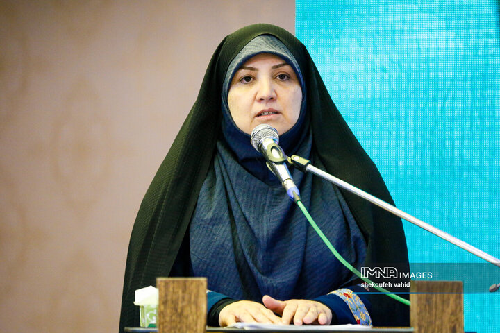 آیین تجلیل از خانواده معظم شهدا و موکب داران منطقه هفت