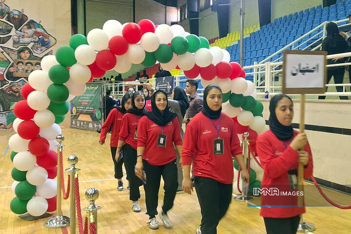 سهم ۴۰ درصدی زنان از وزنه‌برداری ایران