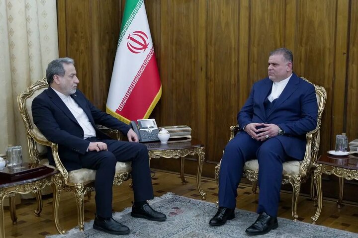 دیدار سرکنسول جدید ایران در کازان روسیه با وزیر امور خارجه
