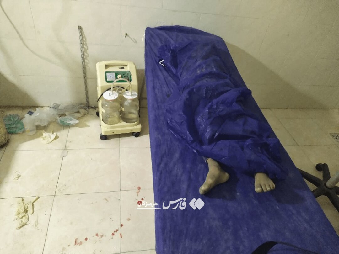 تصویر پیکر کودک شهید حمله آمریکا به سیریک