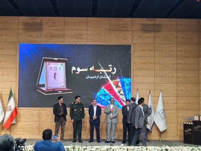 نظام آموزشی از حافظه محوری به مدل چند تخصصی حرکت کند