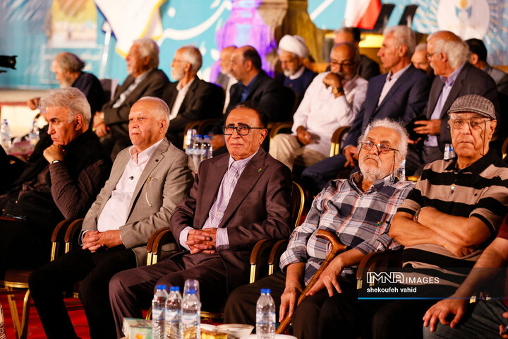 آیین نکوداشت نامداران فرهنگ و هنر اصفهان