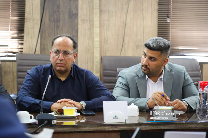 بازدید دبیرکل آستان مقدس امام حسین(ع) از کارخانه بازیافت اصفهان