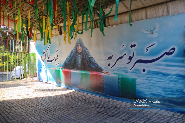 وداع با پیکر 2 شهید مدافع وطن در کرمانشاه