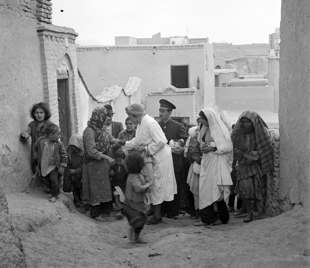 وقتی استعمار، خاک و نان ایران را نشانه گرفت